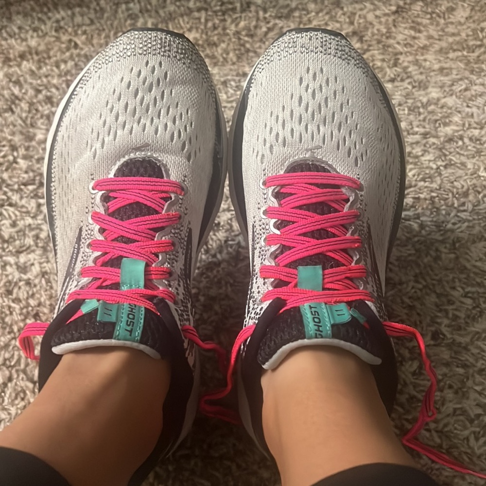 Women’s Brooks Ghost11 Running shoes